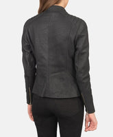 The Raven Crest Button Collar Edition